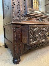 Load image into Gallery viewer, French Oak Bookcase c.1880