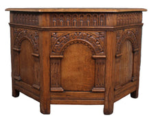 Load image into Gallery viewer, English Solid Oak Bedding Box