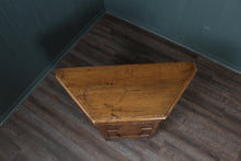 Load image into Gallery viewer, English Solid Oak Bedding Box