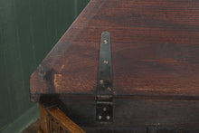 Load image into Gallery viewer, English Solid Oak Bedding Box