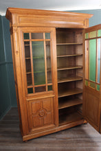 Load image into Gallery viewer, French Oak Bookcase c.1880