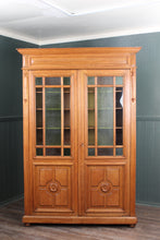 Load image into Gallery viewer, French Oak Bookcase c.1880