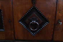 Load image into Gallery viewer, English Oak Server c.1910