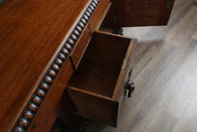 Load image into Gallery viewer, English Oak Server c.1910