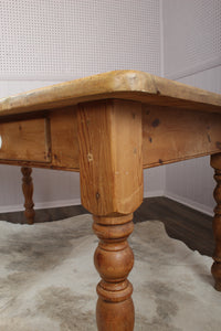 English Pine Farmhouse Table c.1920