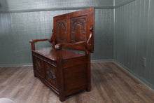 Load image into Gallery viewer, English Oak Monks Bench c.1900