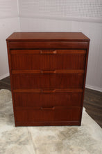 Load image into Gallery viewer, English MidCentury Highboy by Elliots of Newbury c.1969