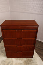 Load image into Gallery viewer, English MidCentury Highboy by Elliots of Newbury c.1969