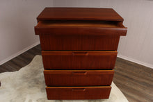 Load image into Gallery viewer, English MidCentury Highboy by Elliots of Newbury c.1969