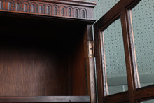 Load image into Gallery viewer, English Oak Bookcase c.1920