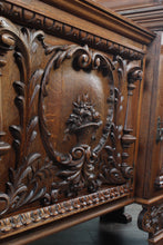 Load image into Gallery viewer, Outstanding English Oak Mirrored Sideboard c.1900