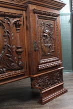 Load image into Gallery viewer, Outstanding English Oak Mirrored Sideboard c.1900