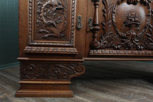 Load image into Gallery viewer, Outstanding English Oak Mirrored Sideboard c.1900