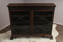 Load image into Gallery viewer, English Mahogany Bookcase c.1900