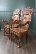 Load image into Gallery viewer, Fantastic English Oak Wainscot Chairs Pair c.1810