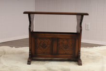 Load image into Gallery viewer, English Oak Occasional Table/Magazine Holder