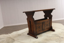 Load image into Gallery viewer, English Oak Occasional Table/Magazine Holder