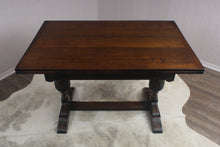 Load image into Gallery viewer, English Oak Drawleaf Table c.1930