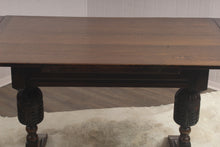 Load image into Gallery viewer, English Oak Drawleaf Table c.1930