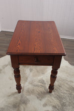 Load image into Gallery viewer, English Pine Table c.1890