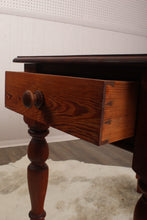 Load image into Gallery viewer, English Pine Table c.1890