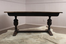 Load image into Gallery viewer, English Oak Refectory Table c.1900