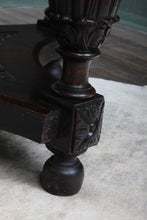 Load image into Gallery viewer, English Oak Handcarved Center Table c.1890