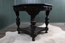 Load image into Gallery viewer, English Oak Handcarved Center Table c.1890