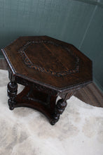 Load image into Gallery viewer, English Oak Handcarved Center Table c.1890