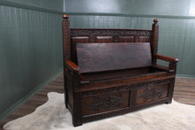 Load image into Gallery viewer, English Oak Settle c.1850