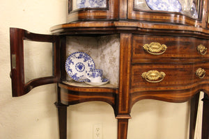 Exceptional Mahogany English Display Cabinet c.1900