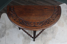 Load image into Gallery viewer, English Carved Oak Occasional Table c.1900