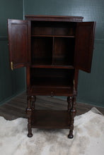 Load image into Gallery viewer, English Oak Cabinet c.1900