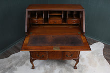 Load image into Gallery viewer, English Burl Walnut Desk c.1900