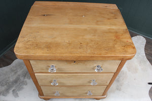 English Pine Chest of Drawers c.1900