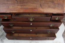 Load image into Gallery viewer, English Georgian Desk c.1850