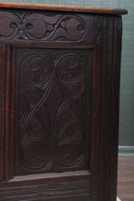 Load image into Gallery viewer, English Handcarved Oak Bedding Box c.1820