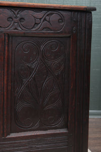 English Handcarved Oak Bedding Box c.1820