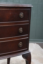 Load image into Gallery viewer, Petite English Mahogany Chest c.1940