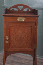 Load image into Gallery viewer, English Arts and Crafts Oak Cabinet c.1910