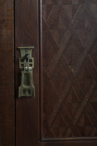 English Arts and Crafts Oak Cabinet c.1910