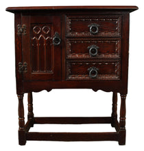 Load image into Gallery viewer, Petite Oak English Cabinet