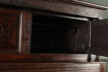 Load image into Gallery viewer, English Oak Livery Cupboard c.1676