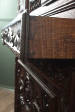 Load image into Gallery viewer, French Brittany Oak Cupboard c.1880