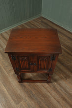 Load image into Gallery viewer, Petite English Oak Cupboard