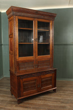 Load image into Gallery viewer, English Solid Oak Bookcase over Cupboard
