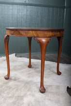 Load image into Gallery viewer, English Walnut Occasional Table c.1900