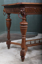 Load image into Gallery viewer, French Oak Table c.1900