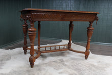 Load image into Gallery viewer, French Oak Table c.1900