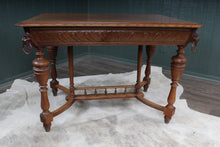 Load image into Gallery viewer, French Oak Table c.1900